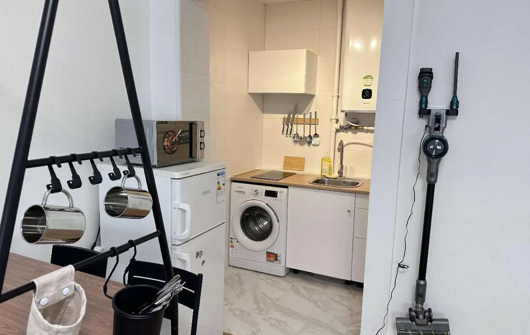 Mystery Base Apartment Paris 0*,  France
